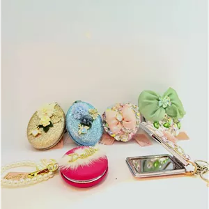 آینه جیبی فانتزی و دست‌ساز 