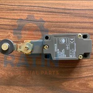 لیمیت سوئیچ ERSCE ساخت  ایتالیا مدل E400-00-EM