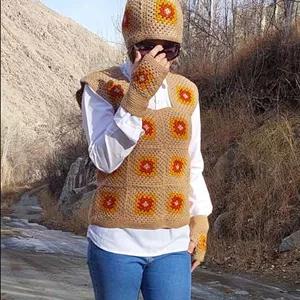 ژیله زنانه دستبافت موتیفی.