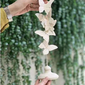 تندیس پروانه سفید