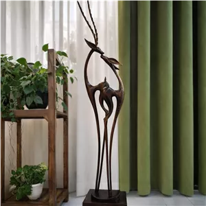 مجسمه چوبی غزال مدل A7 ارتفاع 170 سانتی متر