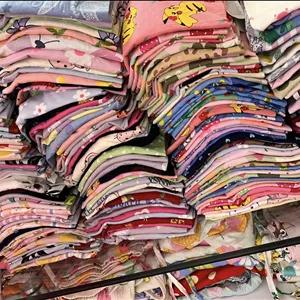 پک عمده تیشرت زنانه اچ اند ام طرحدار