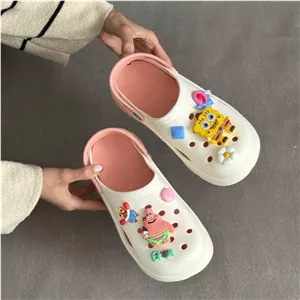 دمپایی زنانه رکابدار کراکس پاتریک – رنگ هلوئی