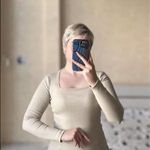 بلوز یقه خشتی کبریتی کرم lcmo