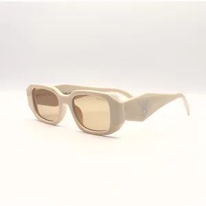 عینک آفتابی زنانه پرادا کد 02240