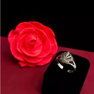 انگشتر نقره زنانه مدل طرح جواهر کد SWA497 