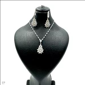 نیم ست نقره زنانه مدل طرح جواهر کد SWN1 