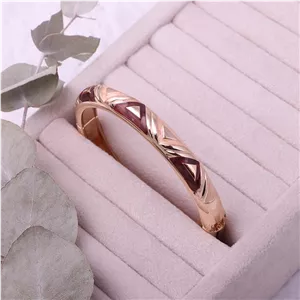 ساعت میناکاری بنگل مینا کاری با قفل فنری 