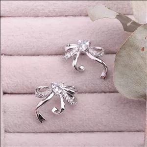 گوشواره میخی پاپیون ژوپینگ