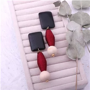 گوشواره آویز چوبی