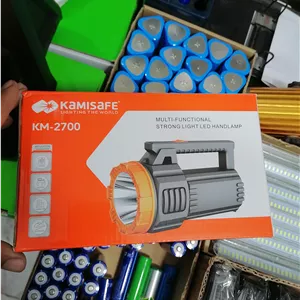 چراغ قوه دستی پرقدرت KAMISAFE مدل KM-2700 با باتری 2000 میلی‌آمپر و قابلیت شارژ مجدد |عمده و تک