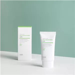 ضد آفتاب تسکین‌ دهنده ملایم هارتلیف تنزیرو | Tenzero Heartleaf Mild Soothing Sun Cream