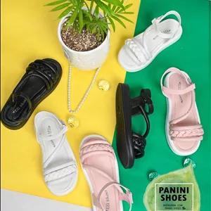 صندل دخترانه چرم مصنوعی بامبی گیس بافت