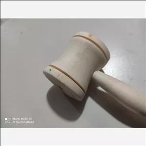 چکش سورپرایز چوبی( ابعاد اسلاید آخر ارتفاع چکشس حدود 20 سانت قطر دسته 1ونیم سانت)