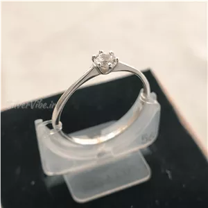 انگشتر نقره زنانه طرح سولیتر با تک نگین سفید | برند Accessories