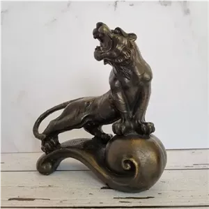 مجسمه پلی استر مدل ببر