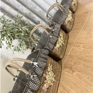 سبد پیک نیک مدل گل برجسته