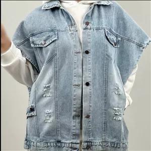 وست جین بغل باز