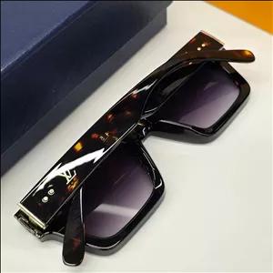 عینک آفتابی لویی ویتون مدل D5073 | سبک، بادوام، های‌کپی ممتاز با UV400