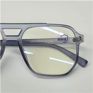 عینک بلوکات مستر کوالیتی مدل D5050 سبک و بادوام مناسب استفاده روزمره گوشی و لپتاپ