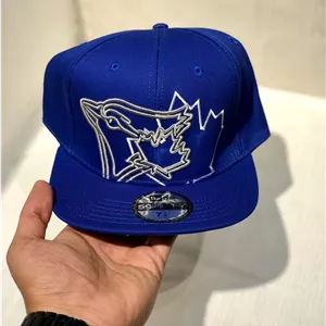 کلاه کپ برند New Era فیت بک سایز 1/4 7 طرح Jay آبی