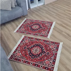فرشینه قرمز طرح‌دار سنتی U105 | مناسب آشپزخانه و پادری