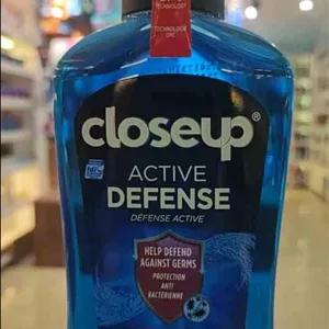 دهان شویه 500م اکتیو دیفنس کلوزاپ