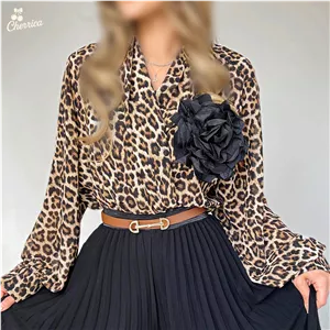 شومیز چپ راستی پلنگی وارداتی زنانه کد 52