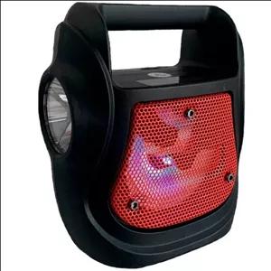 اسپیکر بلوتوثی و چراغ قوه همراه گرت نایس