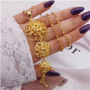 گردنبند شیک و ترند زنانه طرح گل CityGold با دو آویز| ۱۶۴۶