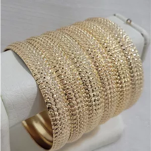 النگو یک سانتی طلاروس زنانه مدل نقطه‌ای سلما پک دو عددی شیک و درخشان مناسب استایل روزمره