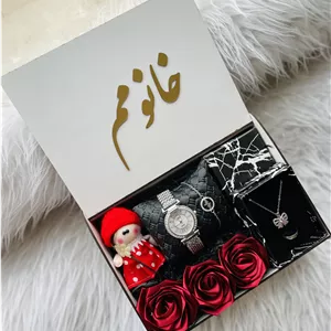 پک هدیه لاکچری زنانه مدل پاپیون پینترستی| شامل ساعت، گردنبند ، دستبند،عروسک| بسته‌بندی جذاب – ارسال رایگان