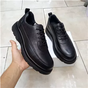 کفش اسپورت مردانه تمام چرم تبریز کد ۵۶۵