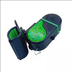 بازر ماهیگیری روی چوب (آژیر)