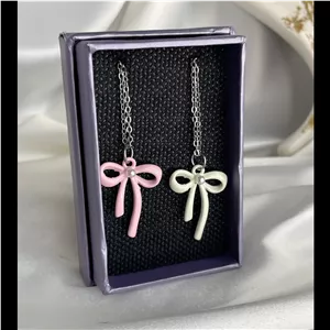 گردنبند پاپیونی مینیمال