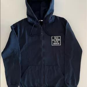 سویشرت حراجی مردانه کرکی وارداتی کتان ضخامت دارد،زیپ روان ،کلاه دولایه ،ضمانت آکبند