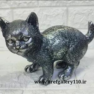 مجسمه گربه پلی استر ورق نقره ای