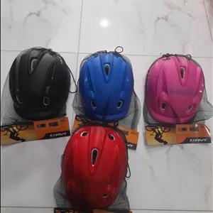 کلاه و تجهیزات اسکیت و دوچرخه در ۴ رنگ
