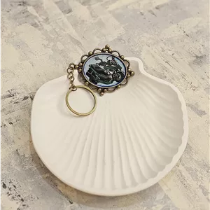 جاسوئیچی میناکاری شده(طرح موتور بنلی سبز رنگ) 