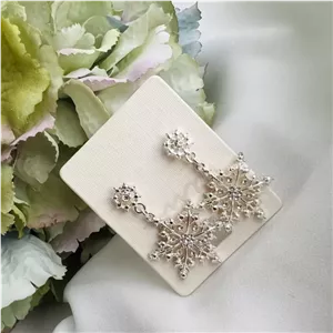 گوشواره برف نگینی