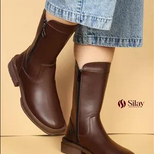 نیم بوت زنانه ساق بلند ۲۷ سانتی | پشت چرم وارداتیزیره شکلاتی و کفی تکسون