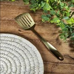 کفگیر طلایی استیل کد 1209