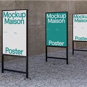 موکاپ استند پوستر فضای باز