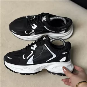 کفش کتانی زنانه مدل رانینگ فشن مشکی Fashion