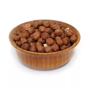 مغز فندق خام