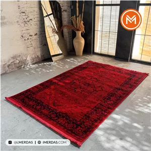 فرش گبه هرمس کد 6034 زمینه لاکی