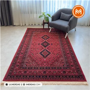 فرش گبه کد 4748 زمینه لاکی