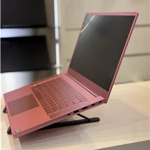 خرید لپ تاپ Razer Blade 15 Quartz Pink استوک (صورتی خاص/i7/RTX 2060) | آرک‌بایت