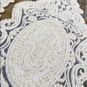 ست سه تیکه رومیزی کارشده با مروارید و ملیله طرح(ویکتوریا)