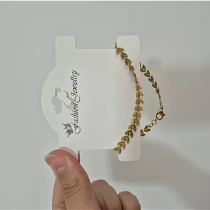 دستبند طرح برگ زنانه رنگ طلایی